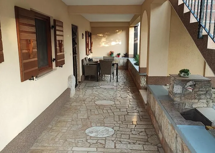 Dado Διαμέρισμα Πόρετς