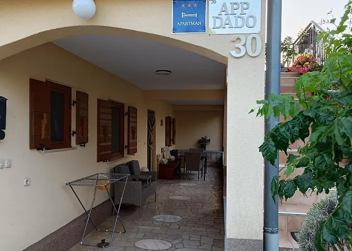 Dado Διαμέρισμα Πόρετς
